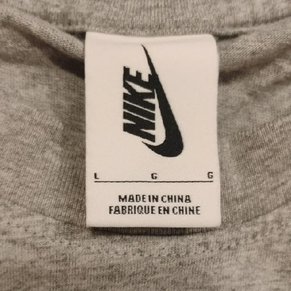 Nike Gray T-Shirt